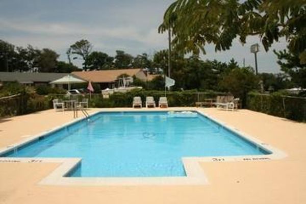 CAPE PINES MOTEL (Buxton)